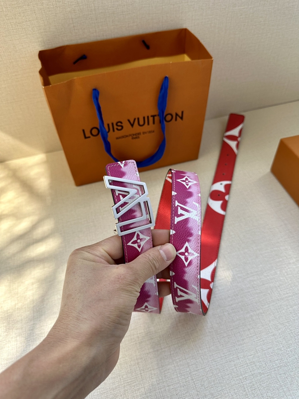 激安ルイヴィトンベルト背面デザイン